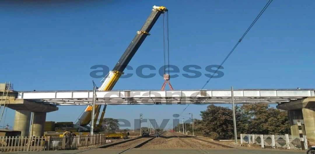 400 Ton Telescopic Crane doing girder erection job.